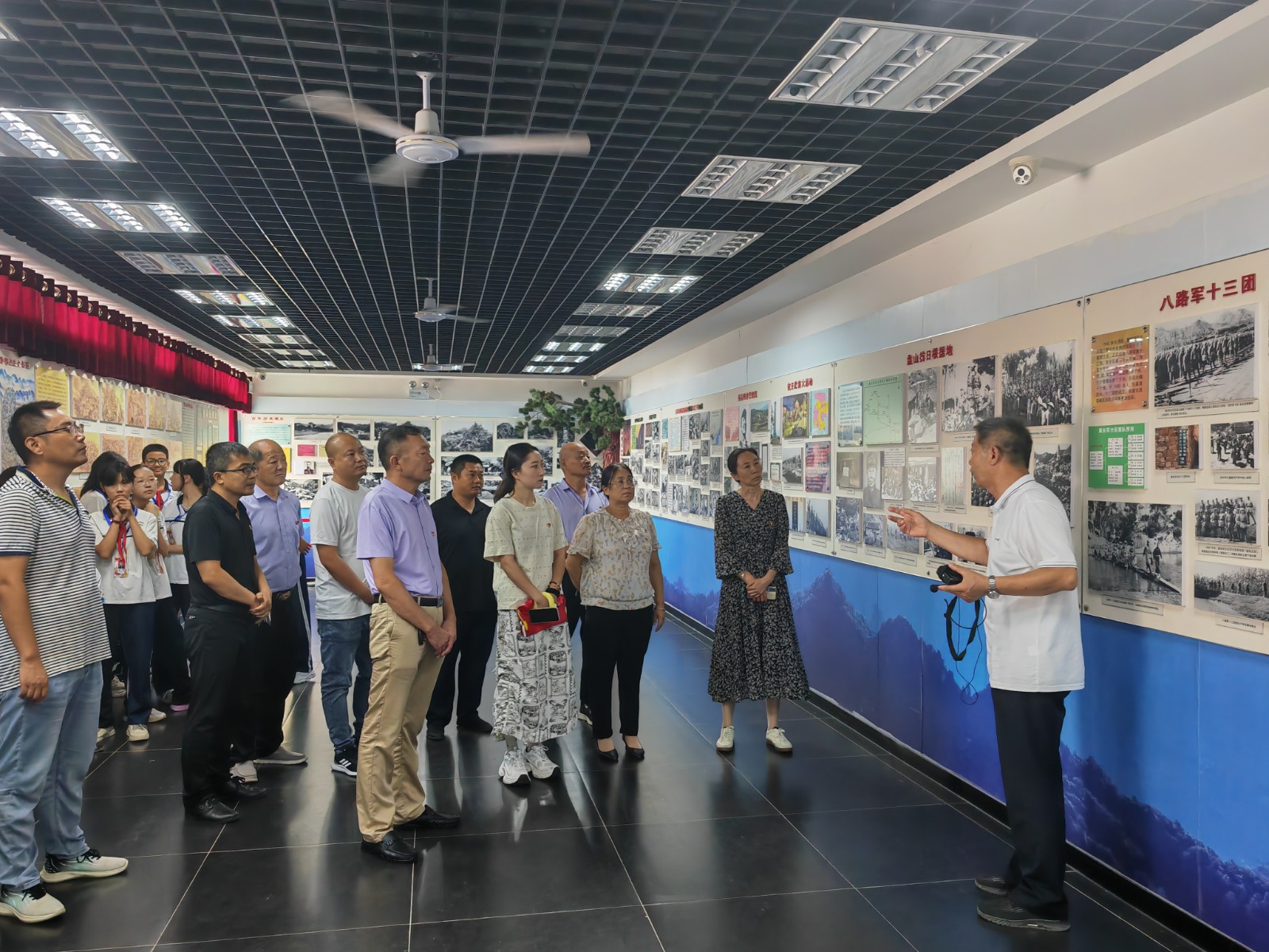 10474580.jpg 10474580.jpg